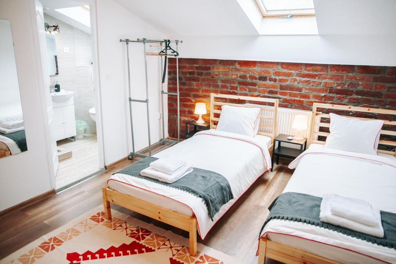 Kali Host Home Away From Home Targu Mures Exterior photo