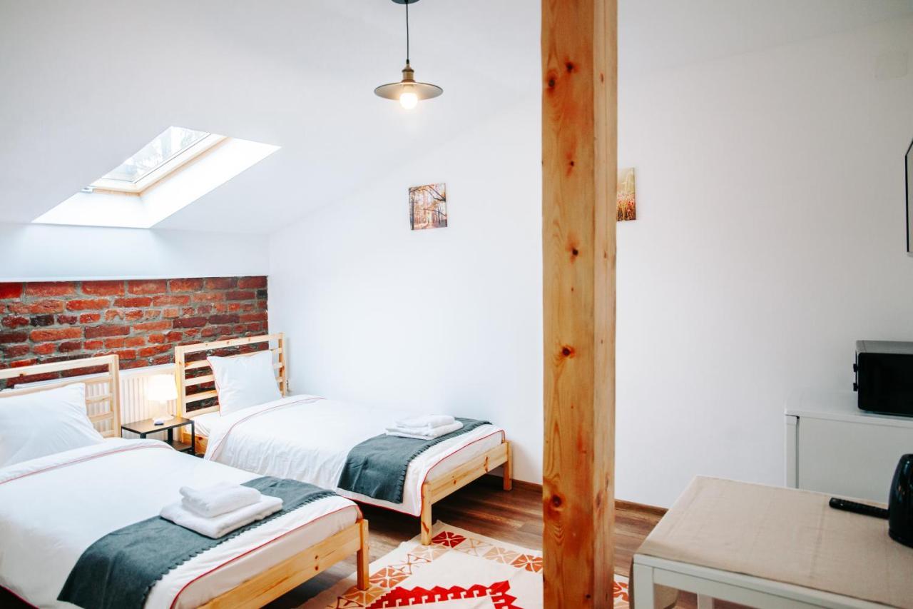 Kali Host Home Away From Home Targu Mures Exterior photo