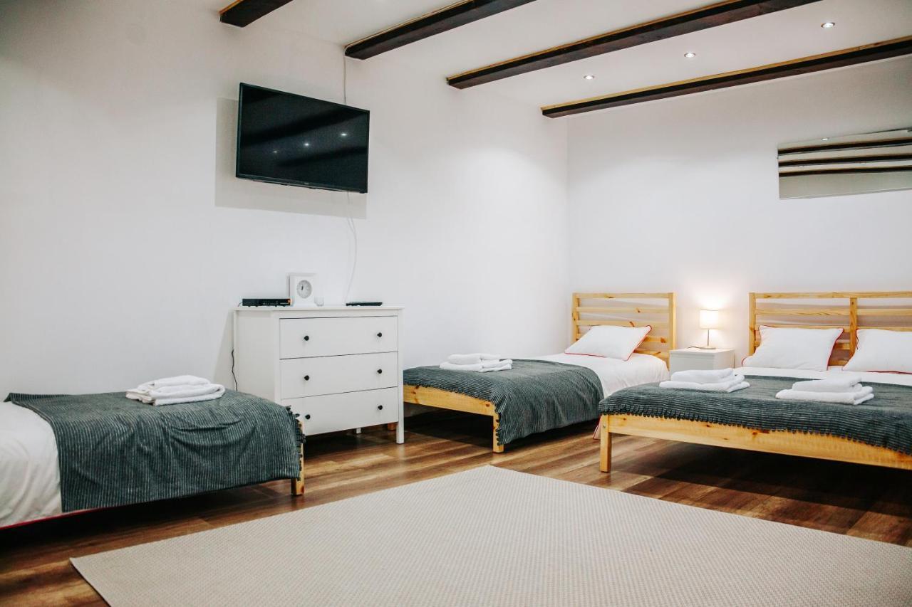 Kali Host Home Away From Home Targu Mures Exterior photo