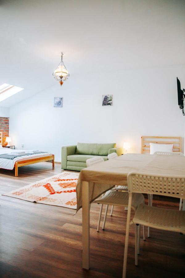 Kali Host Home Away From Home Targu Mures Exterior photo