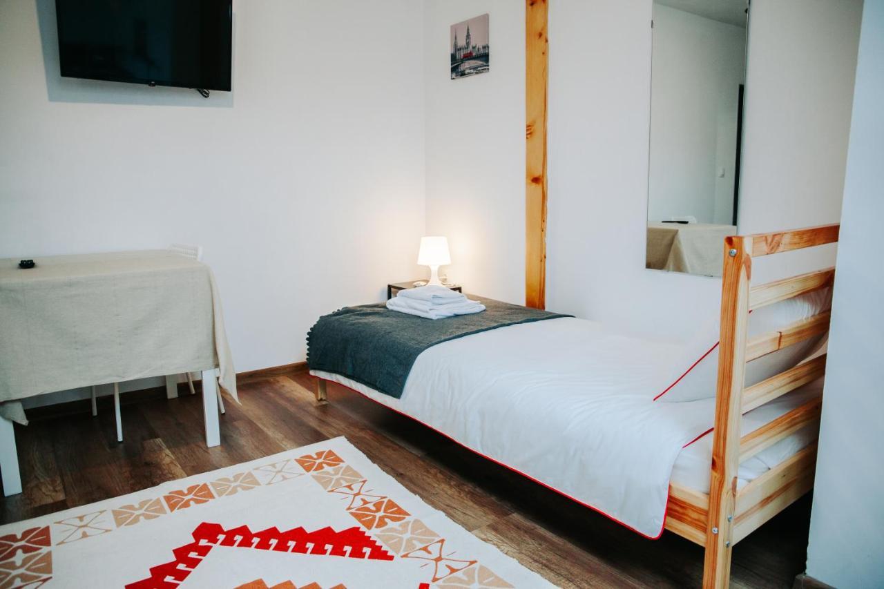 Kali Host Home Away From Home Targu Mures Exterior photo